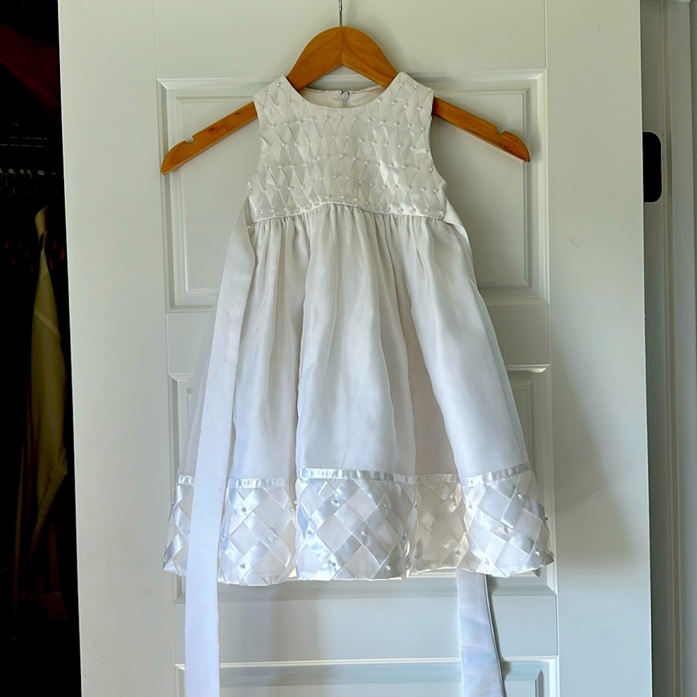 Bride’s. Flower girl dress. Cinderella